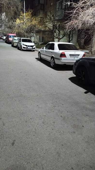 Продам срочно Мерседес с180