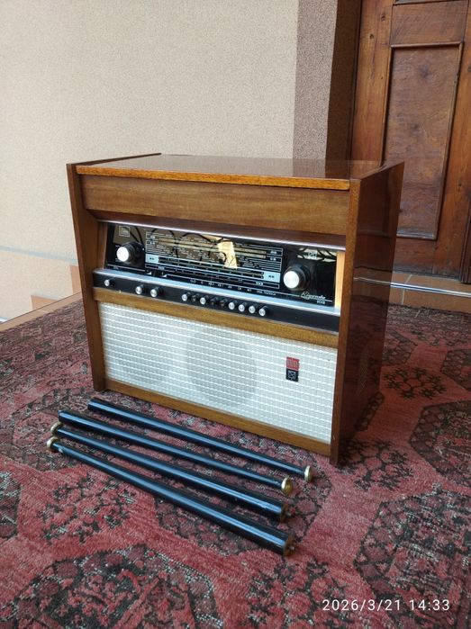 Radio retro antikvar "Rigonda"