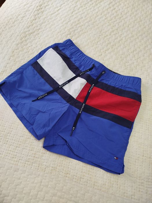 Шорты  Hilfiger.