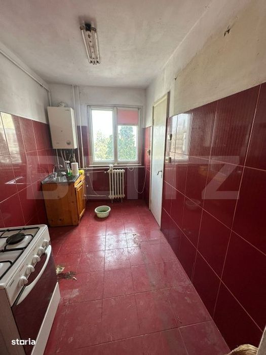Apartament 3 camere, decomandat, 62 mp, etaj 3, balcon,  Manastur