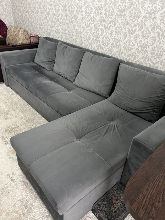 Продам диван угловой
