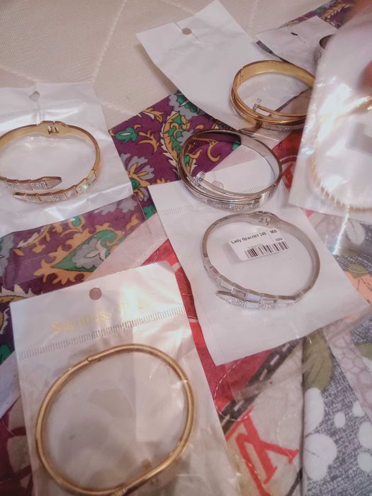 Продам новый браслет Булгари