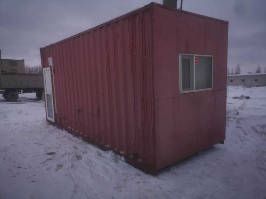Утепленный контейнер с мебелью