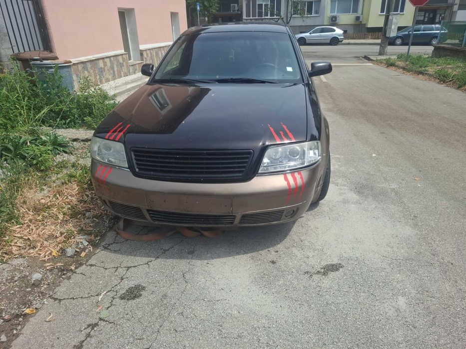 Автомобил на части