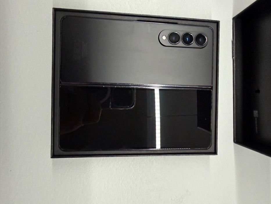 Samsung Galaxy Z Fold4 5G