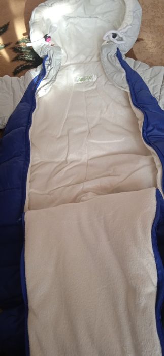 Продам осенний комбинезон