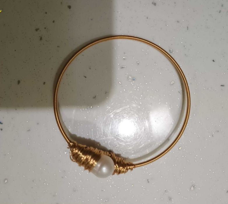 Нова гривна с естествени речни перли