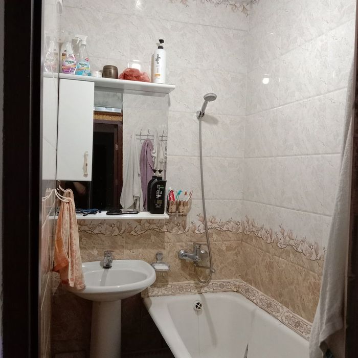 Куйлюк 5 массив. 92м². 4х- комнатная удвоенный зал.