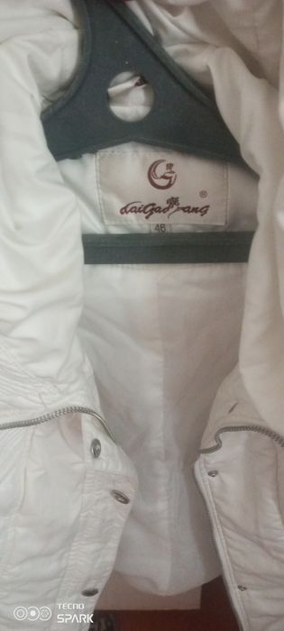 осенне-весенняя куртка 2000тг