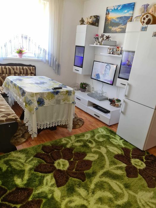 Apartament de închiriat