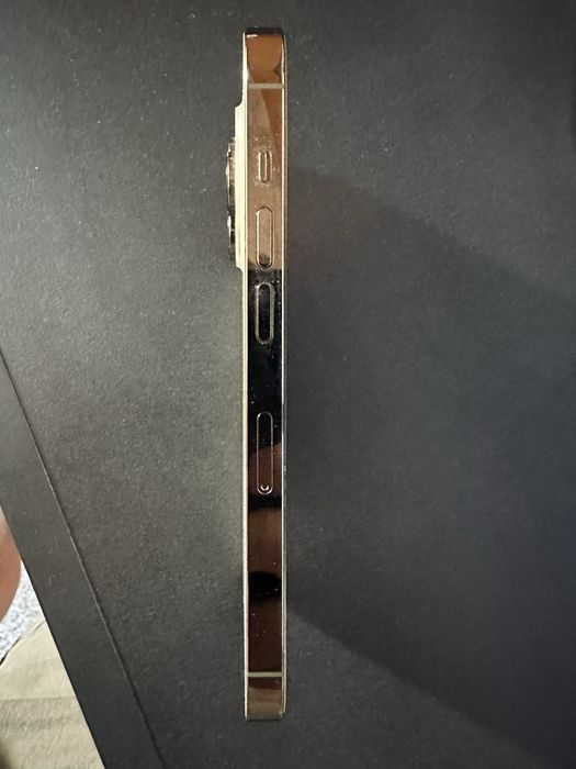 Iphone 14 pro GOLD в гаранция