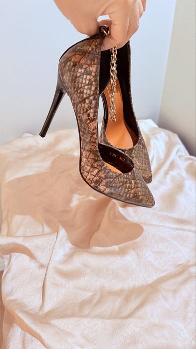 Продам туфли абсолютно новое