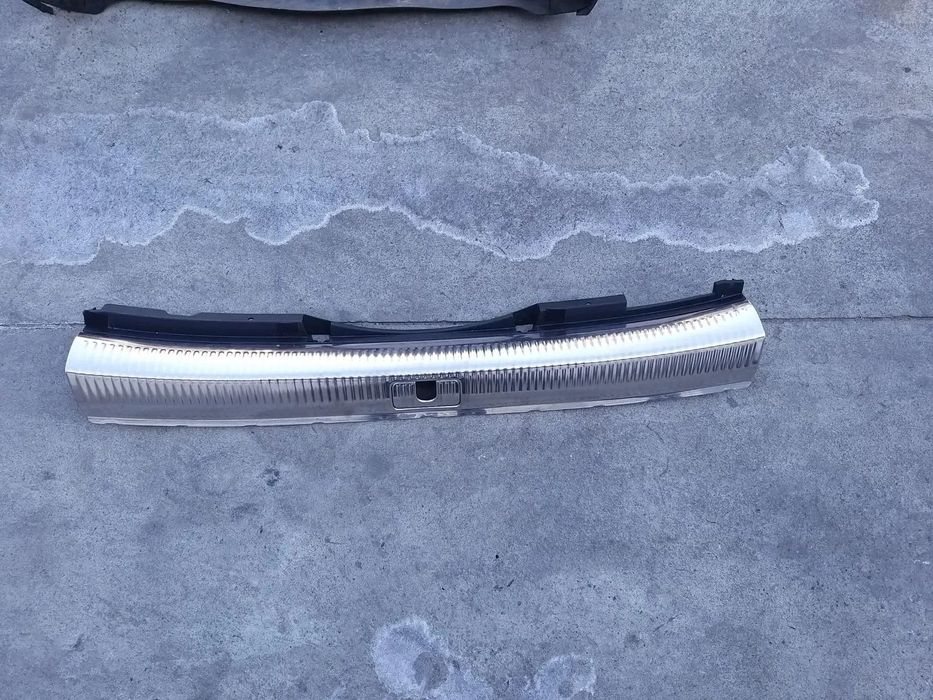 Ornament haion audi a4 b9 8w avant 8w9864513