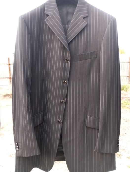 Мужские  костюмы с брюками