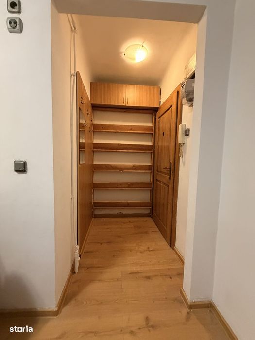 Apartament 1 camera, semidecomandat, 30 mp utili, etaj 3 - Complexul S