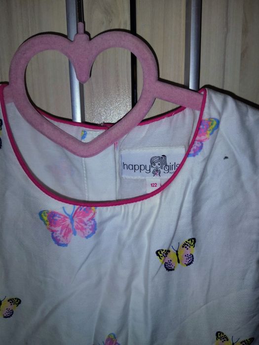 Красиви рокли и комплект