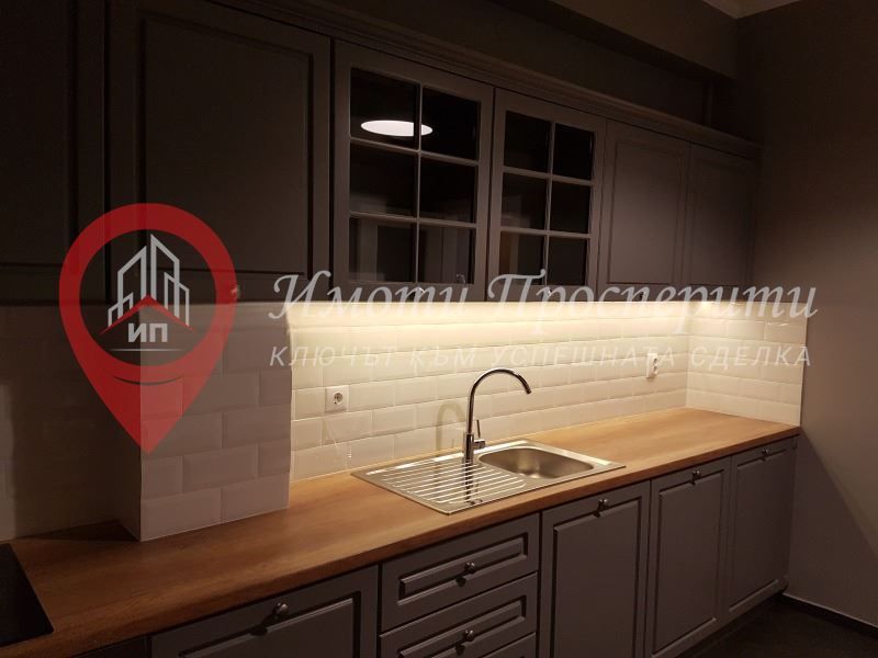 Продава се Тристаен апартамент в София, Център - 100 кв.м за 3050 €/кв.м - Снимка #5