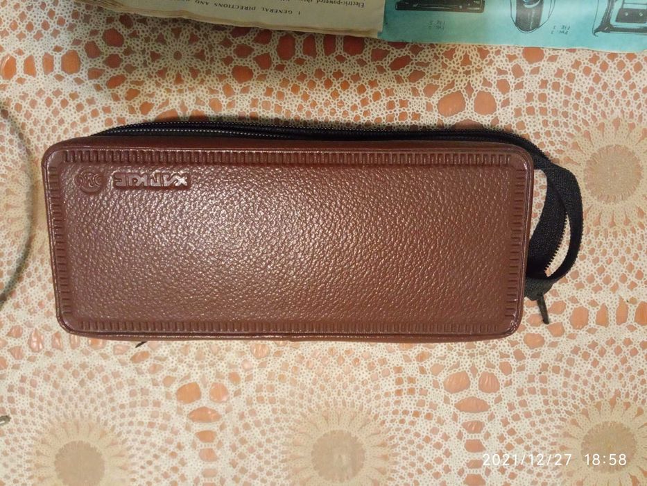 Руска електрическа самобръсначка