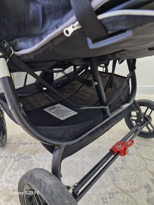 Коляска егіздердің сатылады