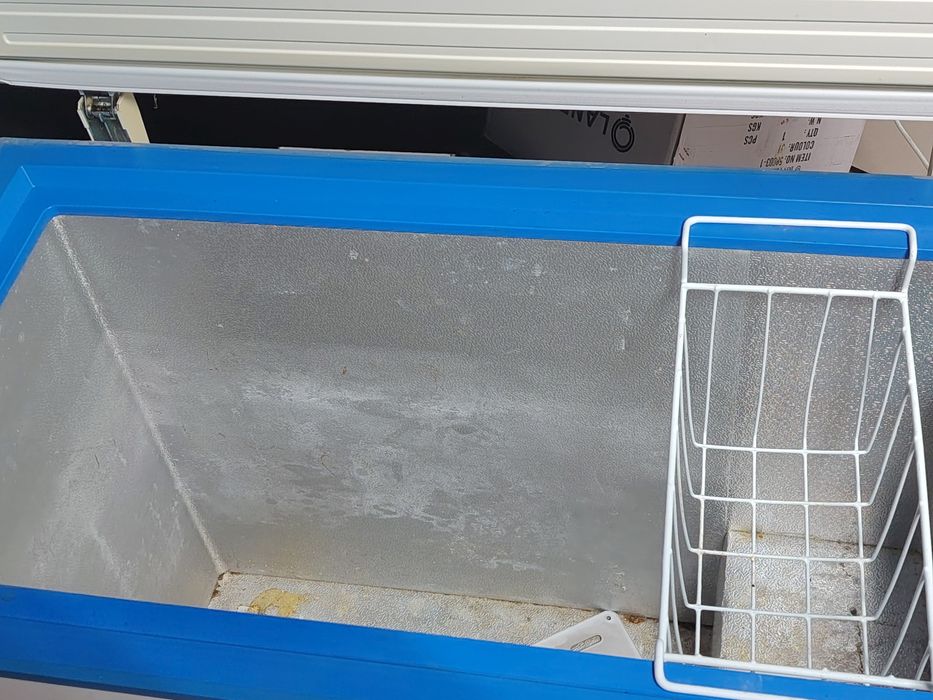 Продам морозильник