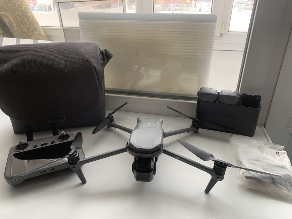 Продам Дрон Dji air 3 s