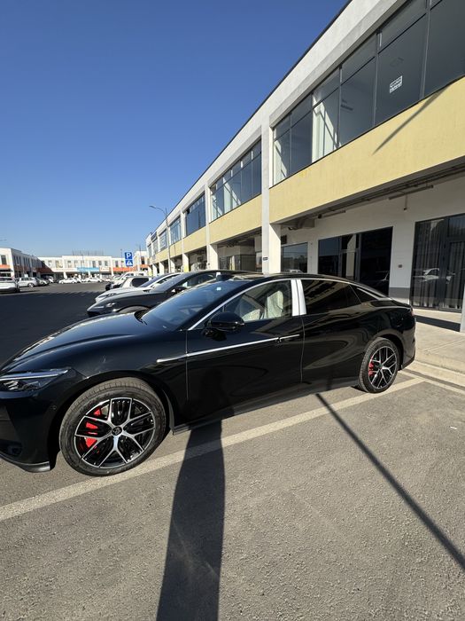 Byd Han L dual 2025