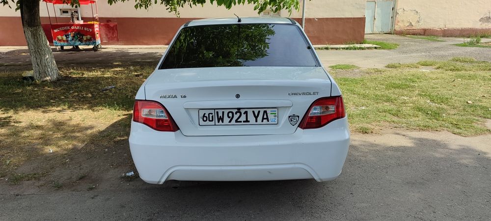 Neksiya 2 1.6 sotiladi