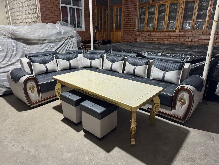 Продаётся гостиный уголок