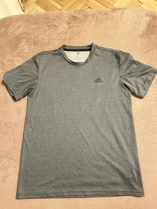 Мъжка оригинална тениска adidas размер S