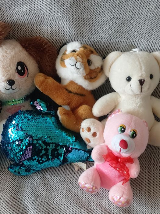 Продам детские игрушки