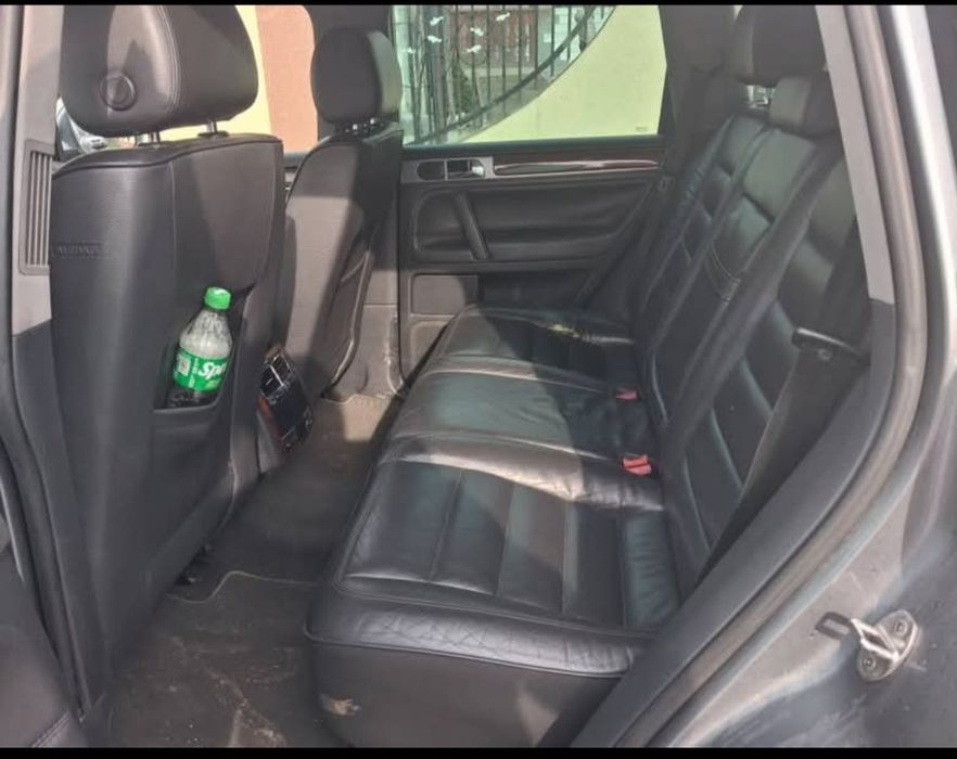 Vând Wolsvagen Tuareg