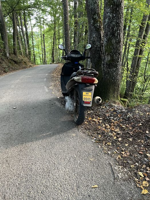 Vand scuter de 125 in 4 t