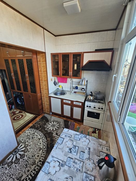 Олмазор тумани Кора-камиш 2/4 3-комнат