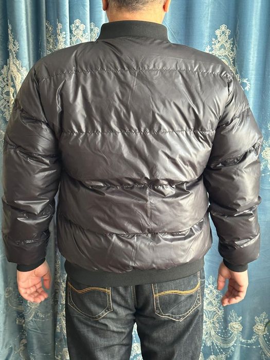 Продам куртку nike