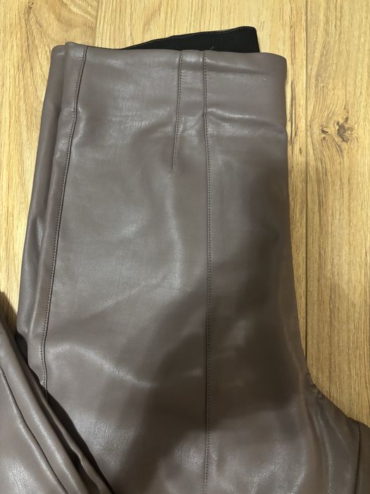 Дамски кожен клин / панталон