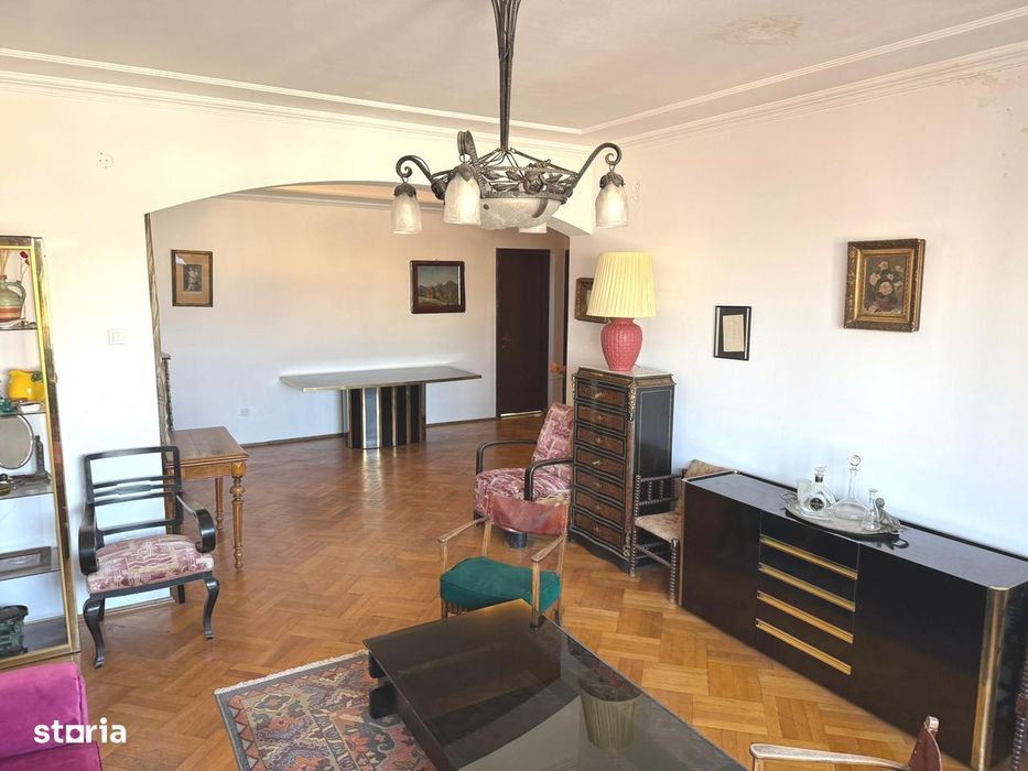 3 Camere Piata Universitatii