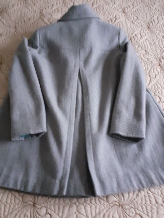 Palton gri cu captusala verde