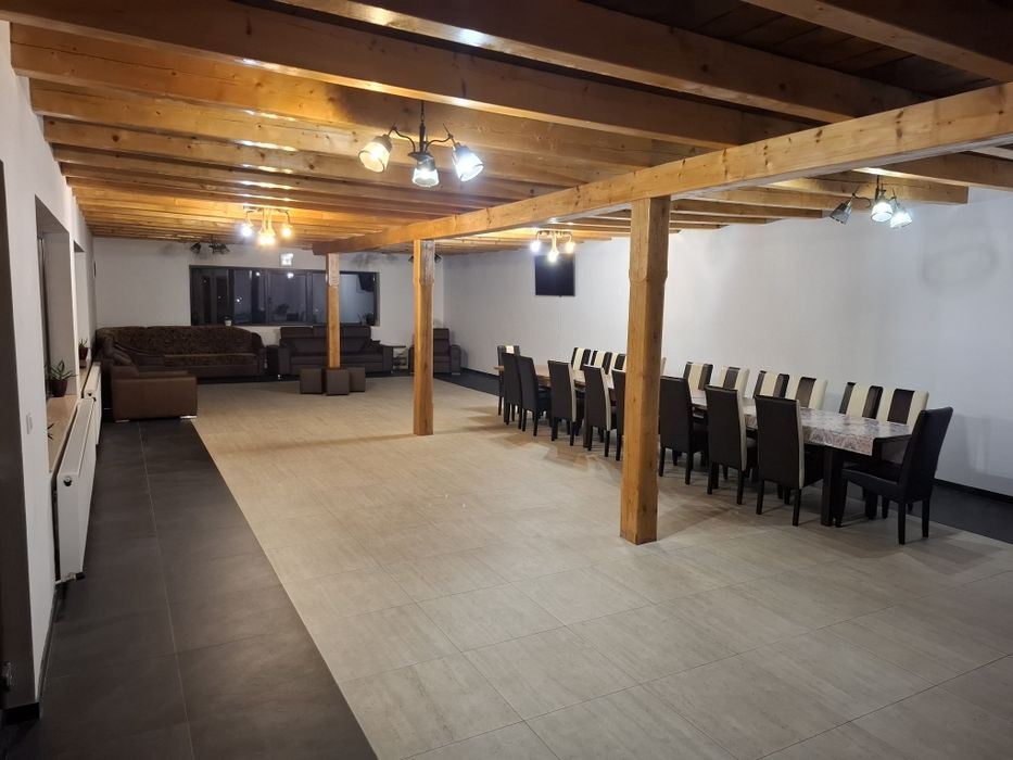 CABANA CU CIUBAR  ! disponibila pt inchiriat