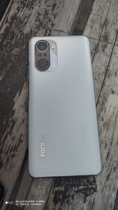 Мощный субфлагман poco f3 8/256gb 5G