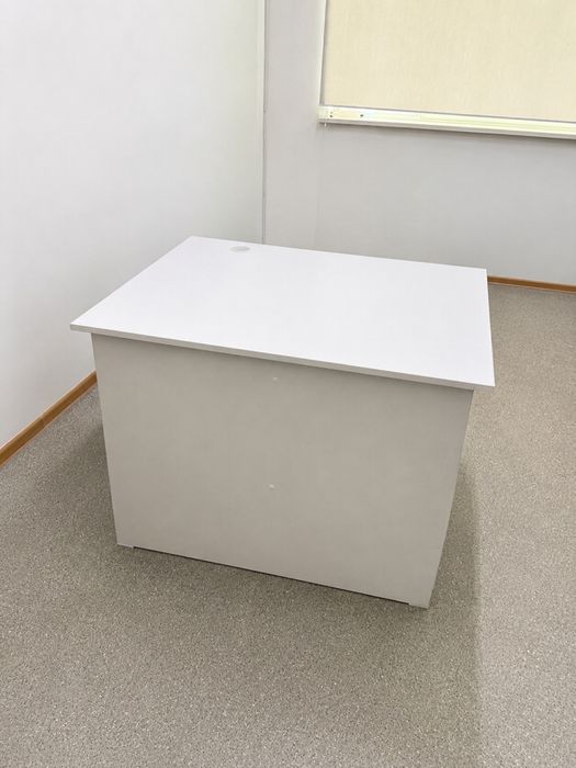 Продам бенч столы 4 шт