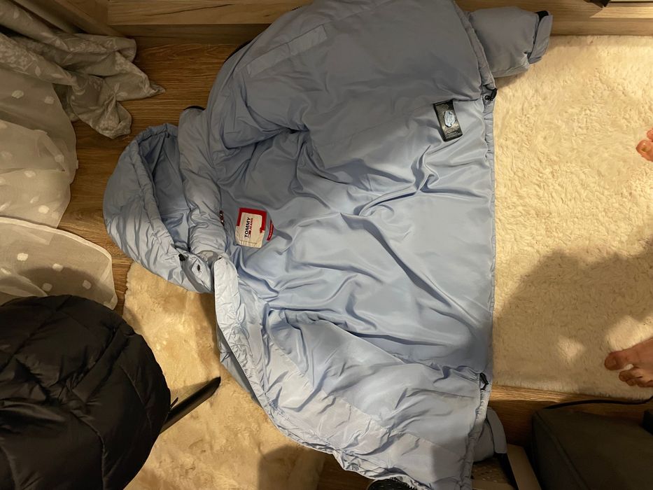 Vând Geaca tommy jeans Alasaka