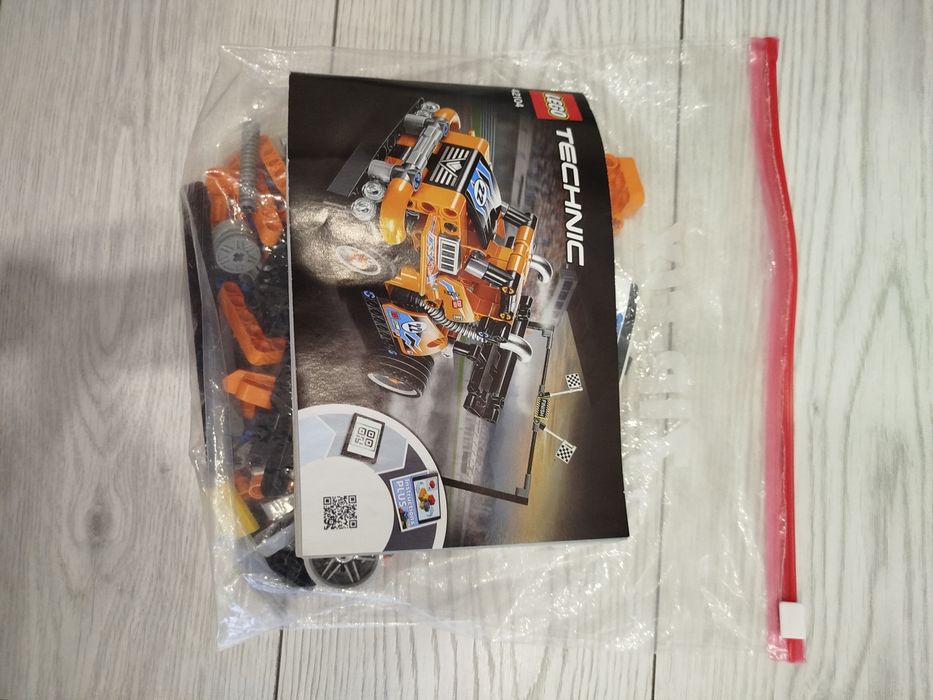 Vand Lego Tehnic 42104