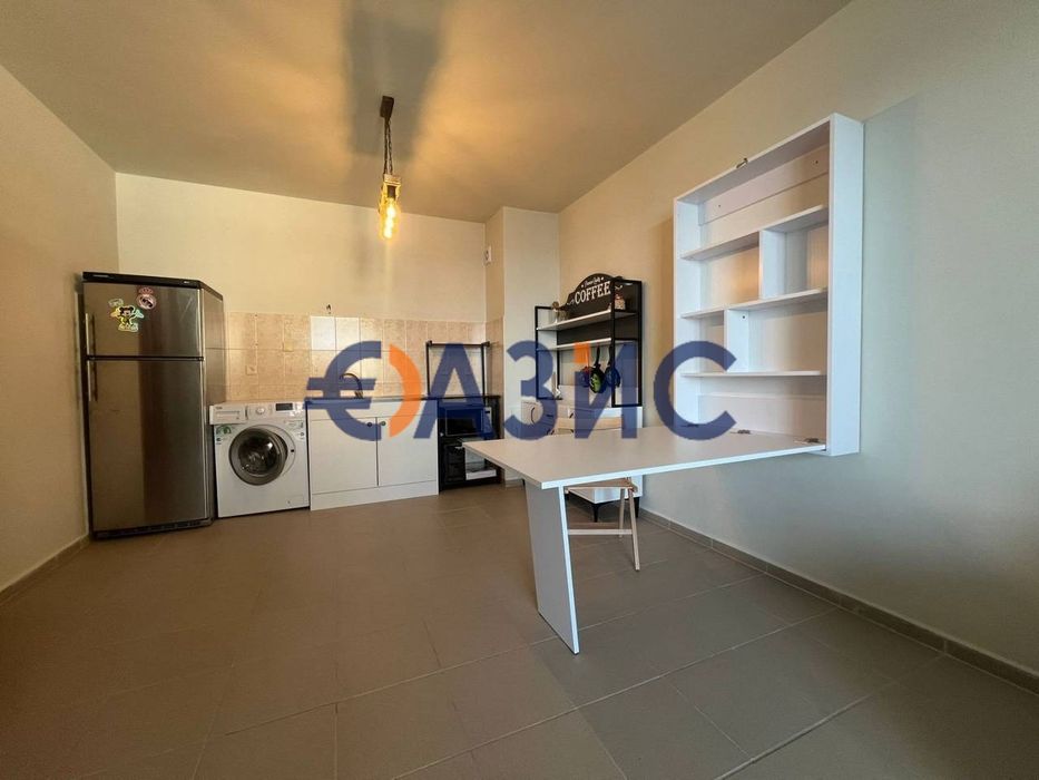 Продава се Двустаен апартамент в Созопол - 70 кв.м за 1275 €/кв.м - Снимка #1