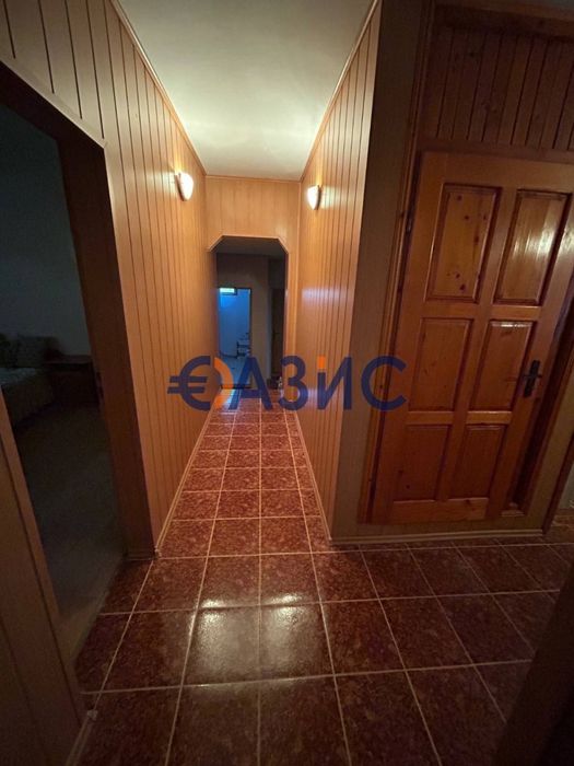 Продава се Къща в с. Кошарица, Област Бургас - 300 кв.м за 934 €/кв.м - Снимка #11