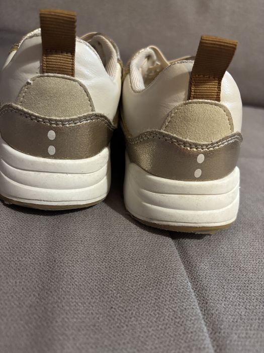 Маратонки Okaidi