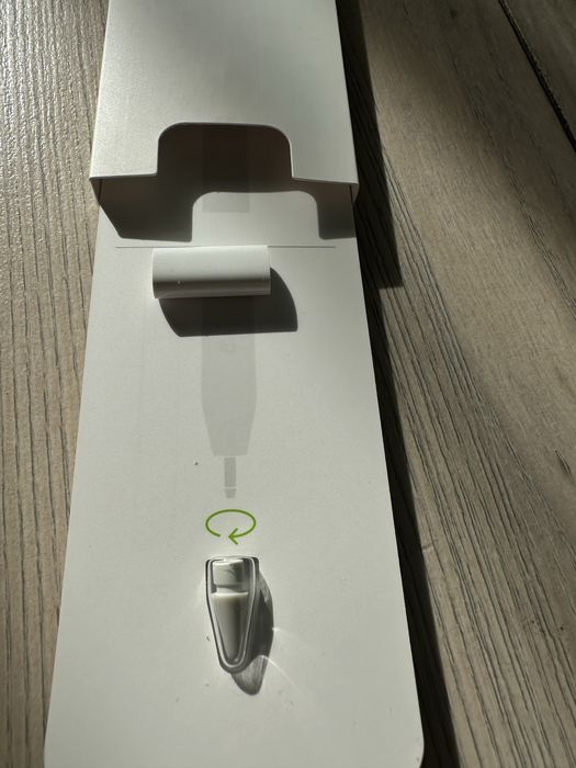 Продам apple pencil