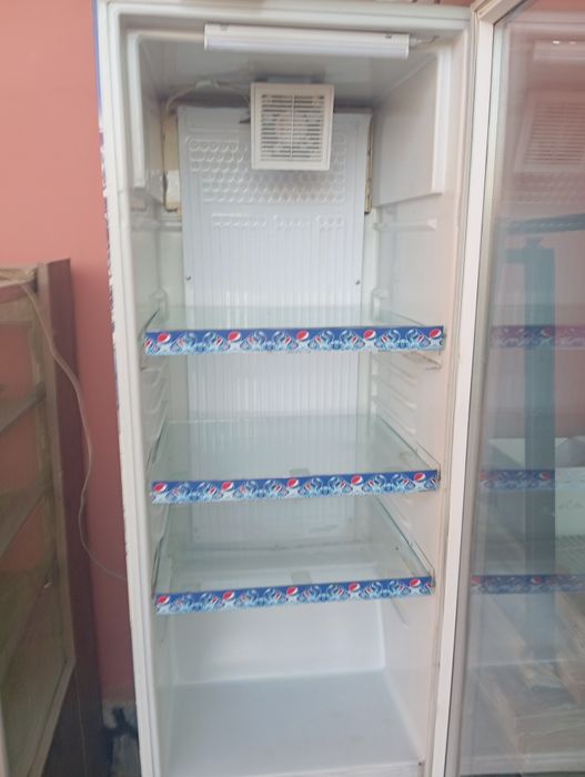 Бытовая техника Холодильник ветрина яхна ичимликлар учун холати яхши