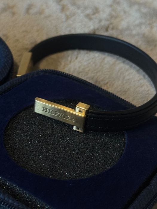 Tommy Hilfiger гривна