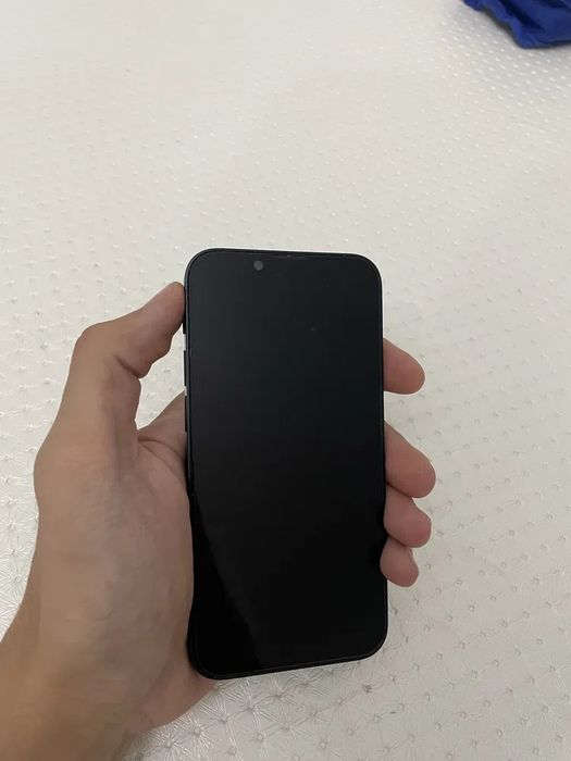 Продам iphone 13
