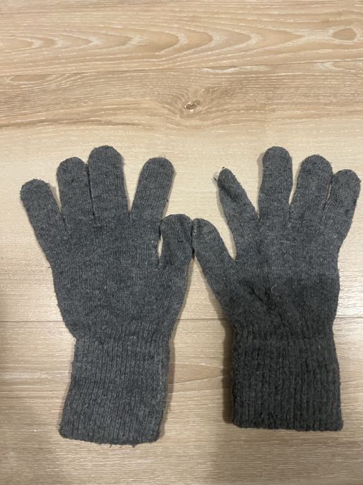 Ръкавички и шалове